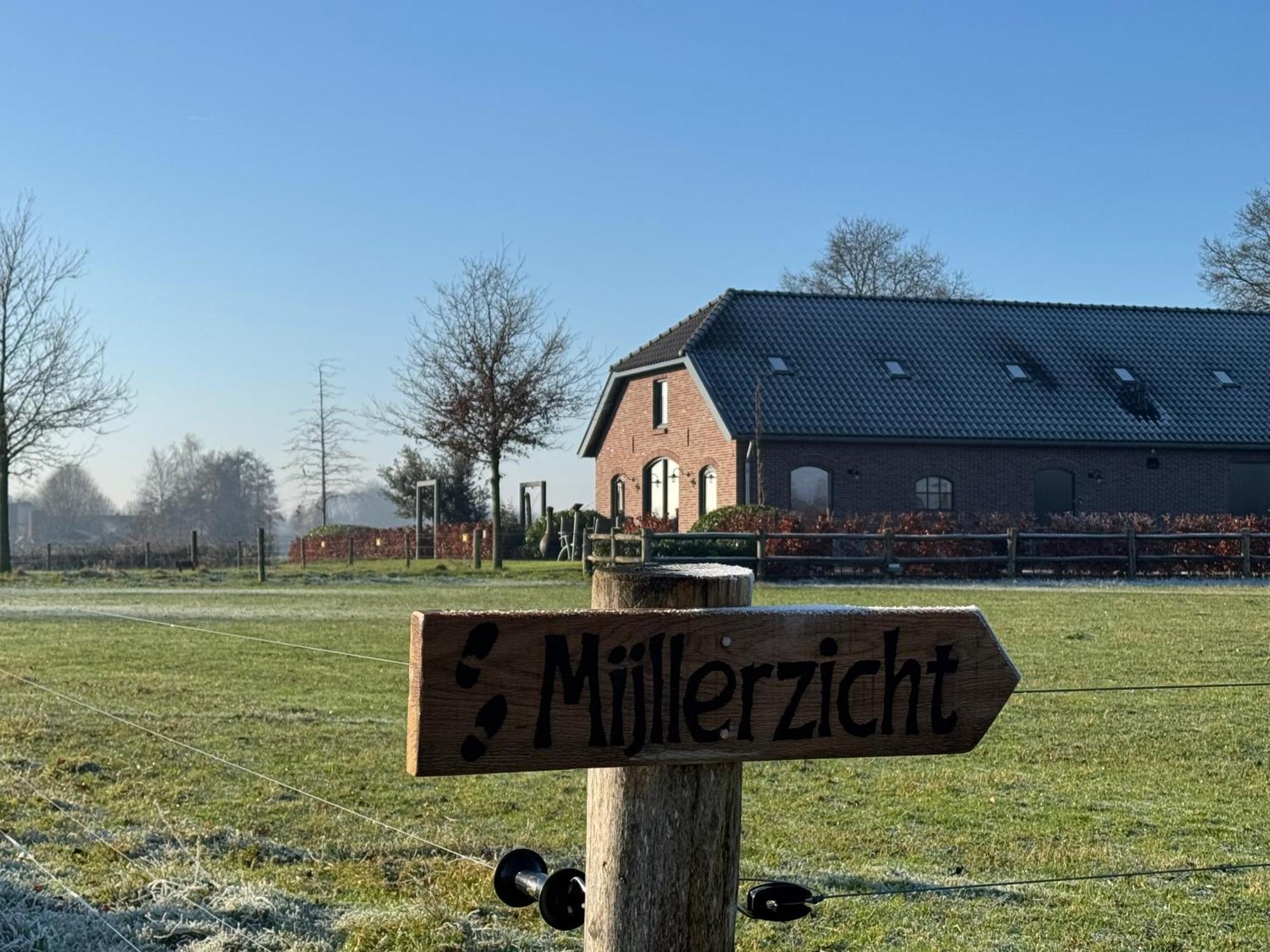 B&B Mijllerzicht Lunteren Esterno foto